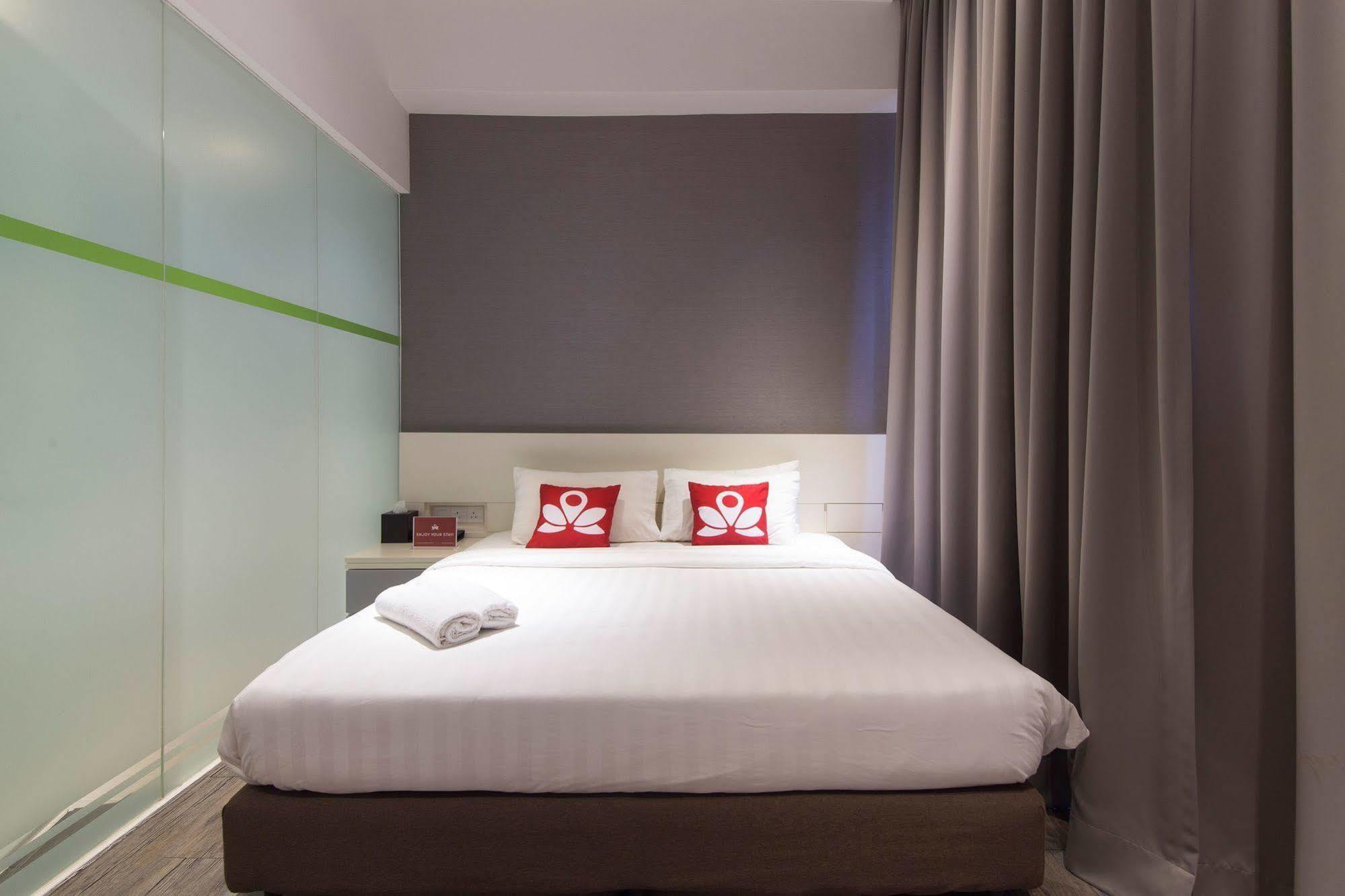 Zen Rooms Macallum George Town Exteriér fotografie