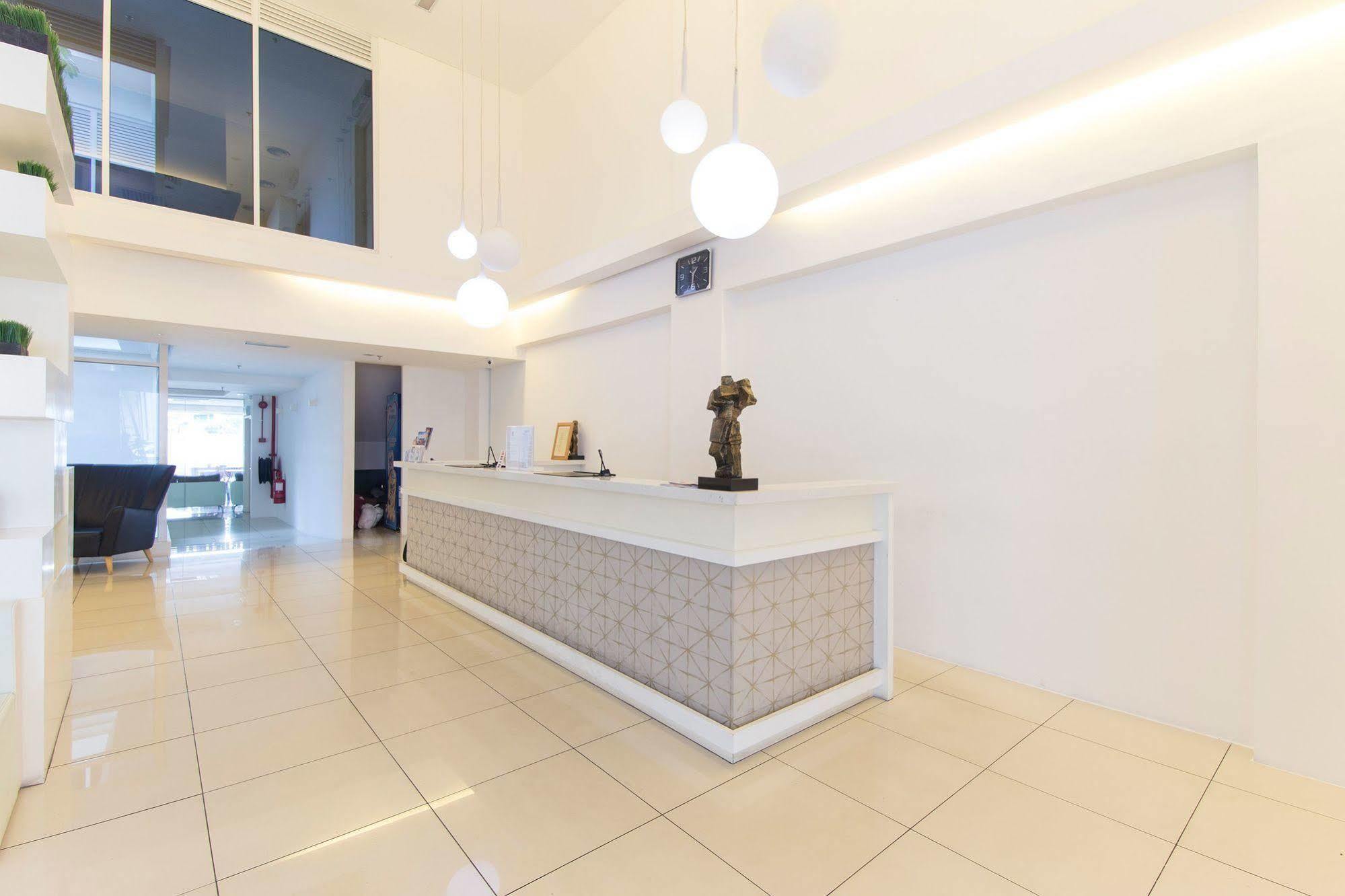 Zen Rooms Macallum George Town Exteriér fotografie