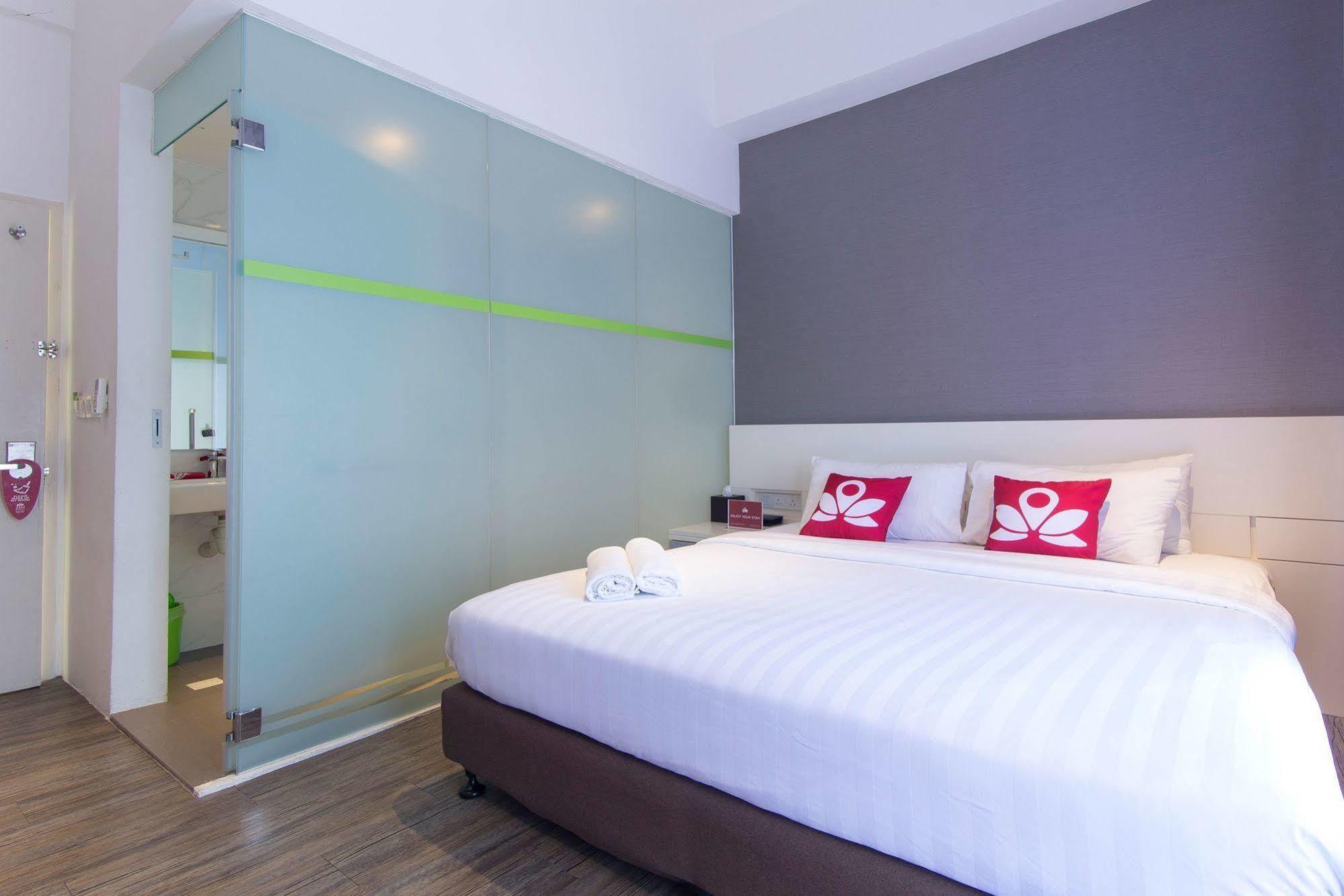 Zen Rooms Macallum George Town Exteriér fotografie
